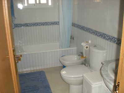 Flat in Torrevieja, Spain, 70 m² - picture 4
