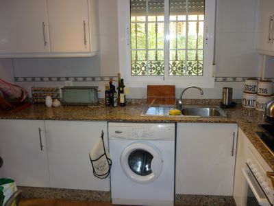 Casa en Alicante, España, 1 120 m² - imagen 8