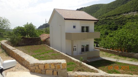 Casa en Ulcinj, Montenegro, 120 m² - imagen 1