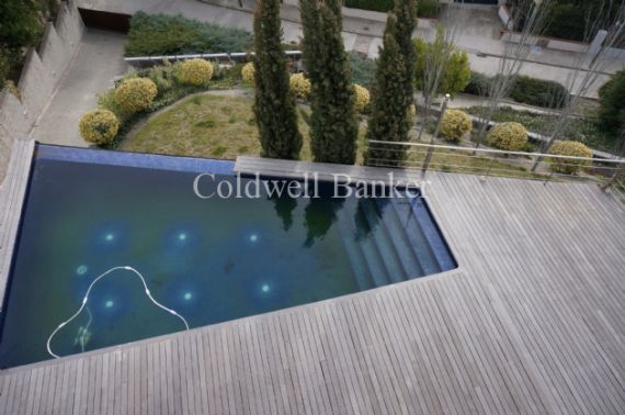 Villa à Barcelone, Espagne, 530 m² - image 2