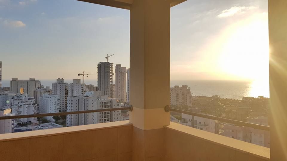 Flat in Netanya, Israel - picture 1