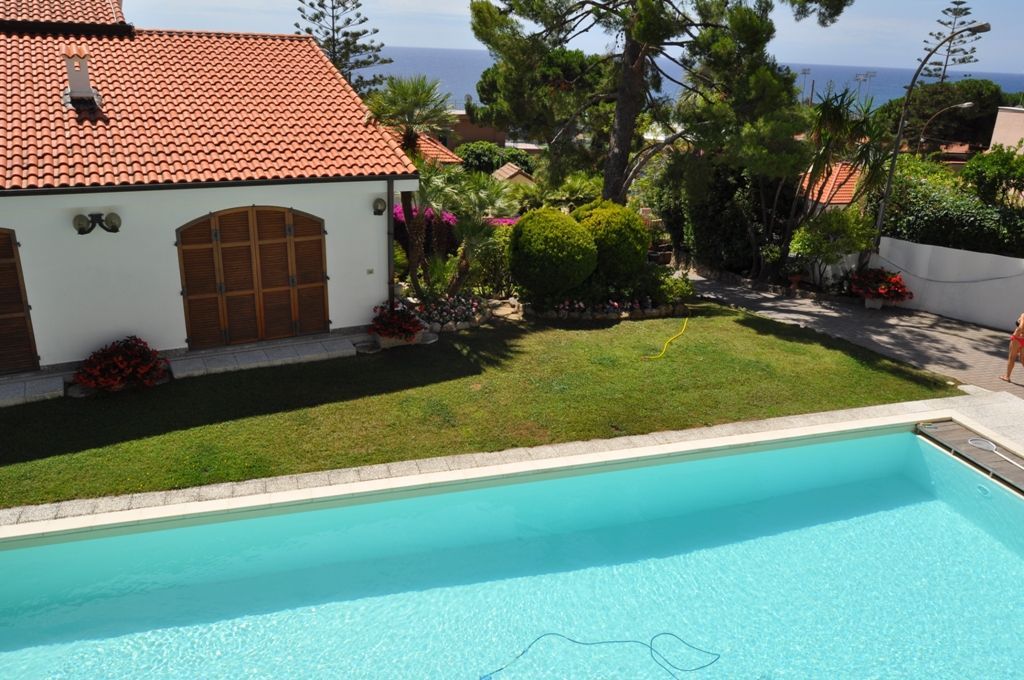 Villa en San Remo, Italia, 468 m² - imagen 6