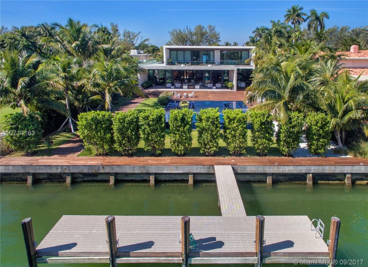 Villa in Miami Beach, USA, 900 m² - picture 1