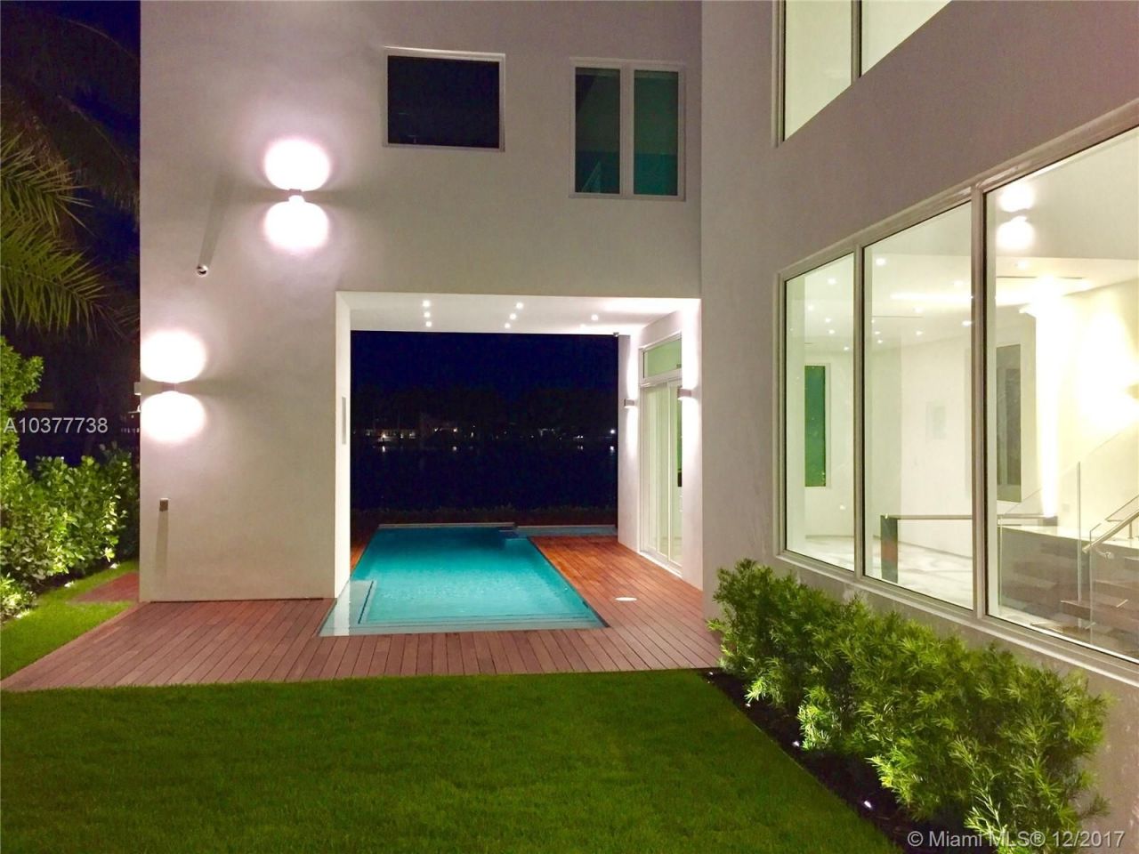 Haus in Miami, USA, 450 m² - Foto 2