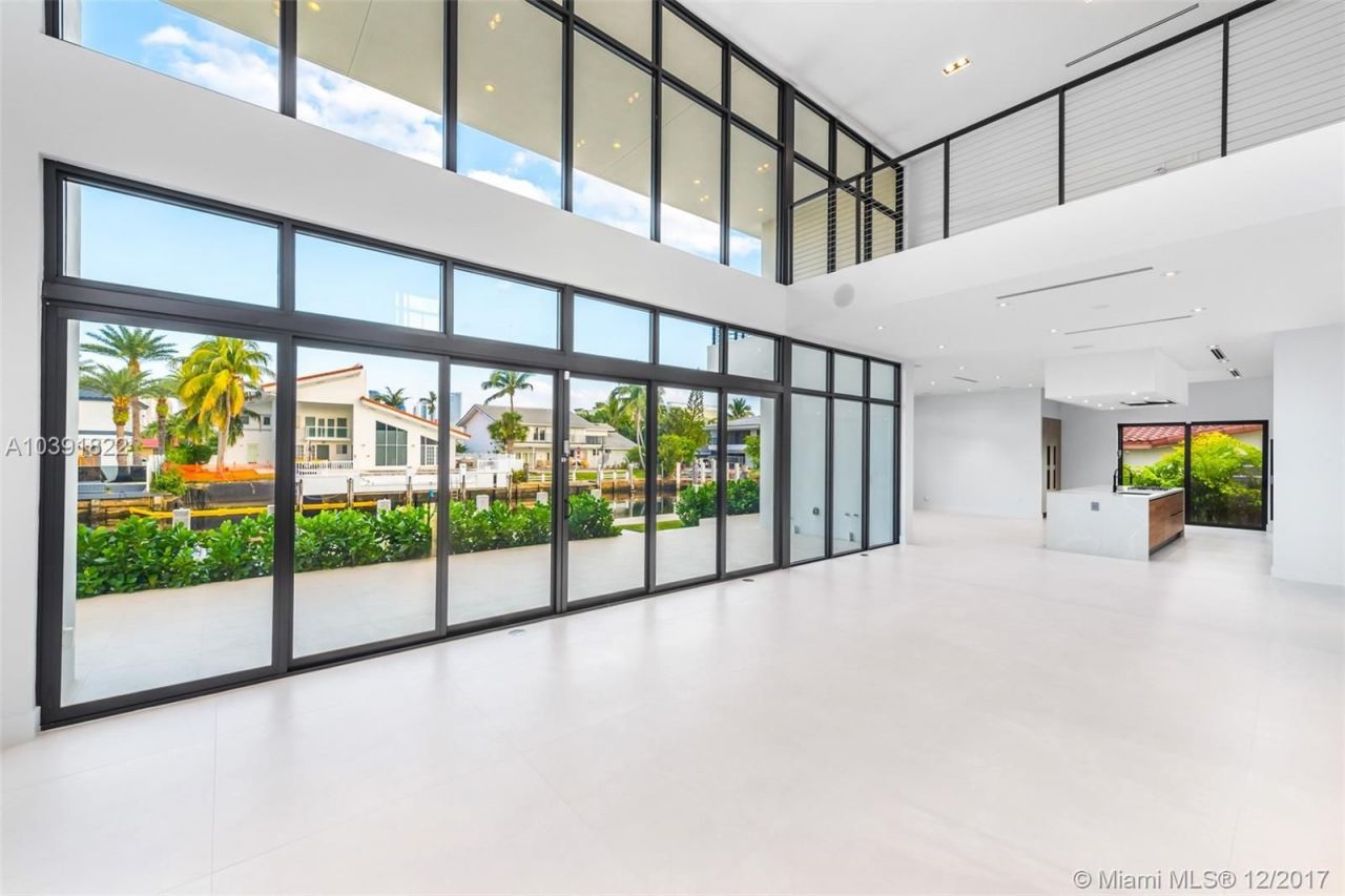 Maison à Miami, États-Unis, 520 m² - image 8