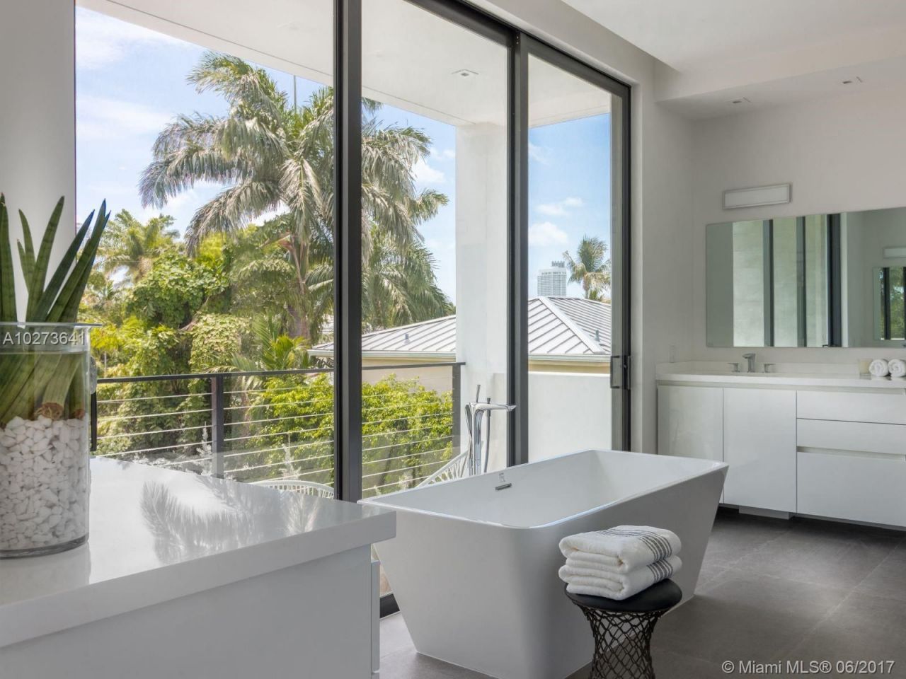 Casa a Miami, USA, 400 m² - foto 3