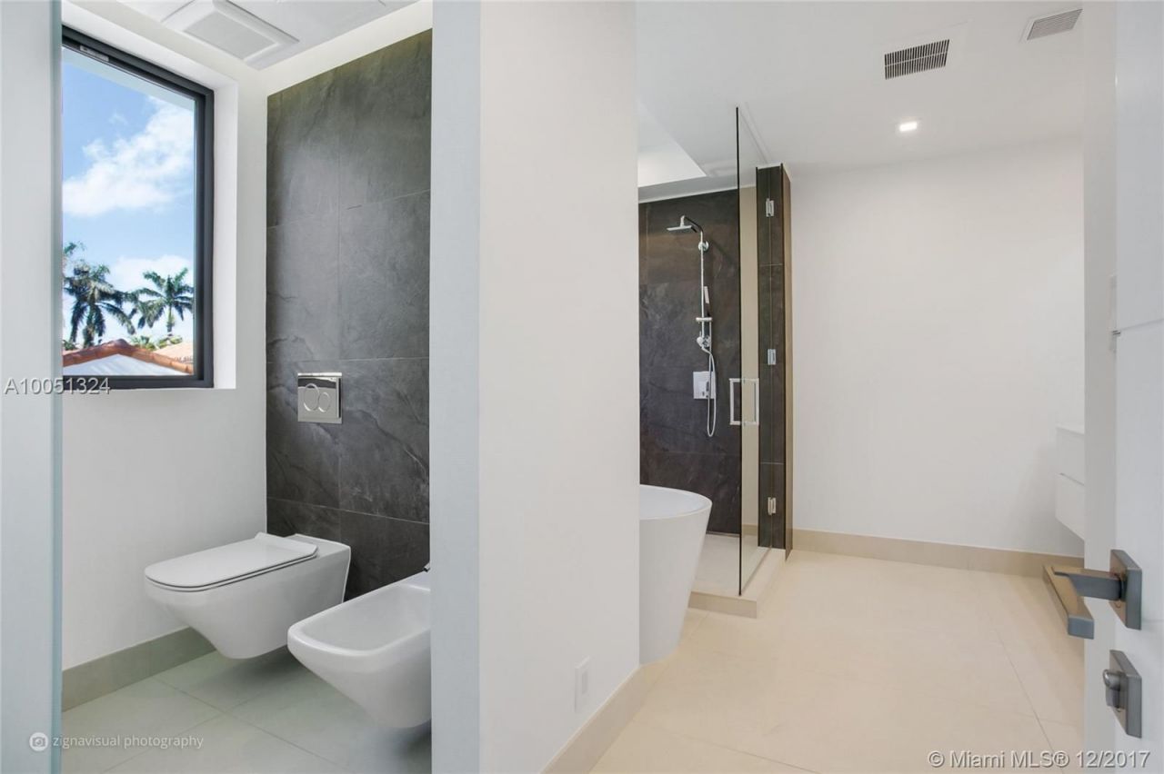 House in Miami, USA, 330 m² - picture 3