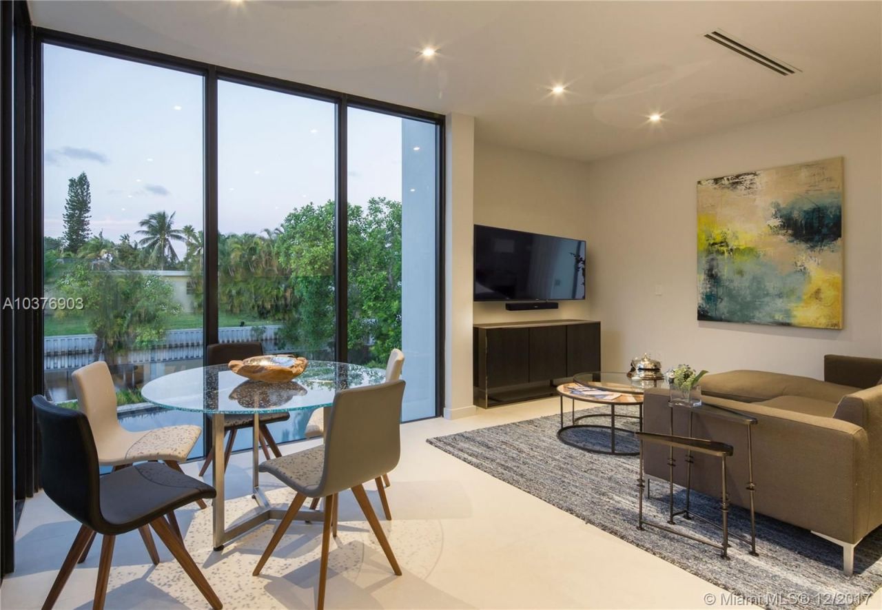 House in Miami, USA, 270 m² - picture 9