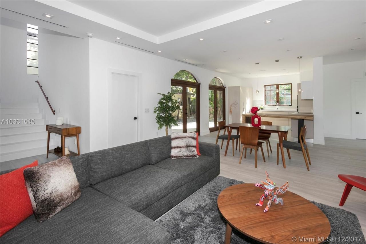 Maison à Miami, États-Unis, 220 m² - image 11