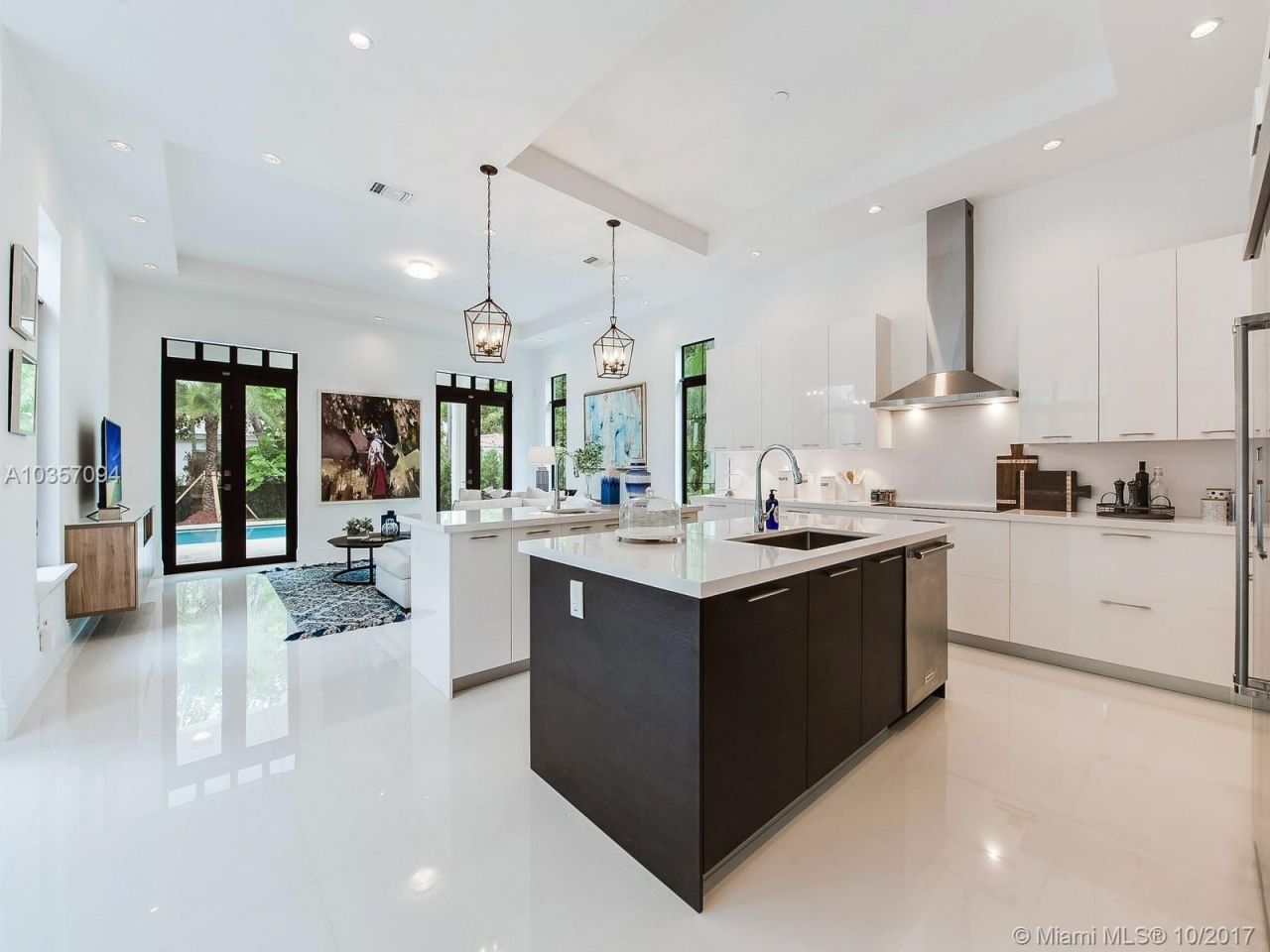 Casa en Miami, Estados Unidos, 370 m² - imagen 10