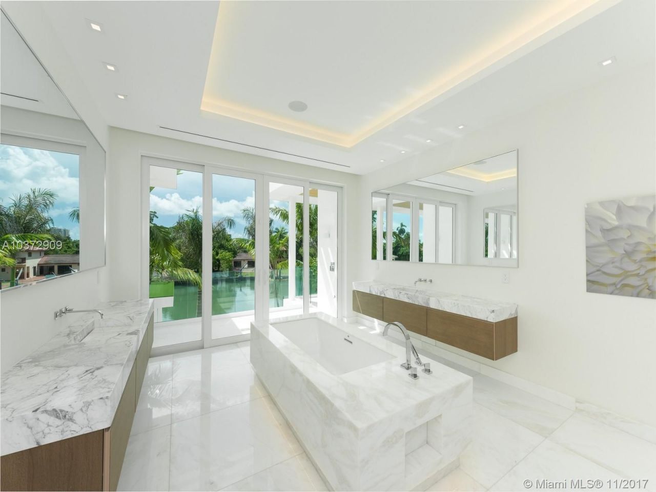 House in Miami, USA, 600 m² - picture 5