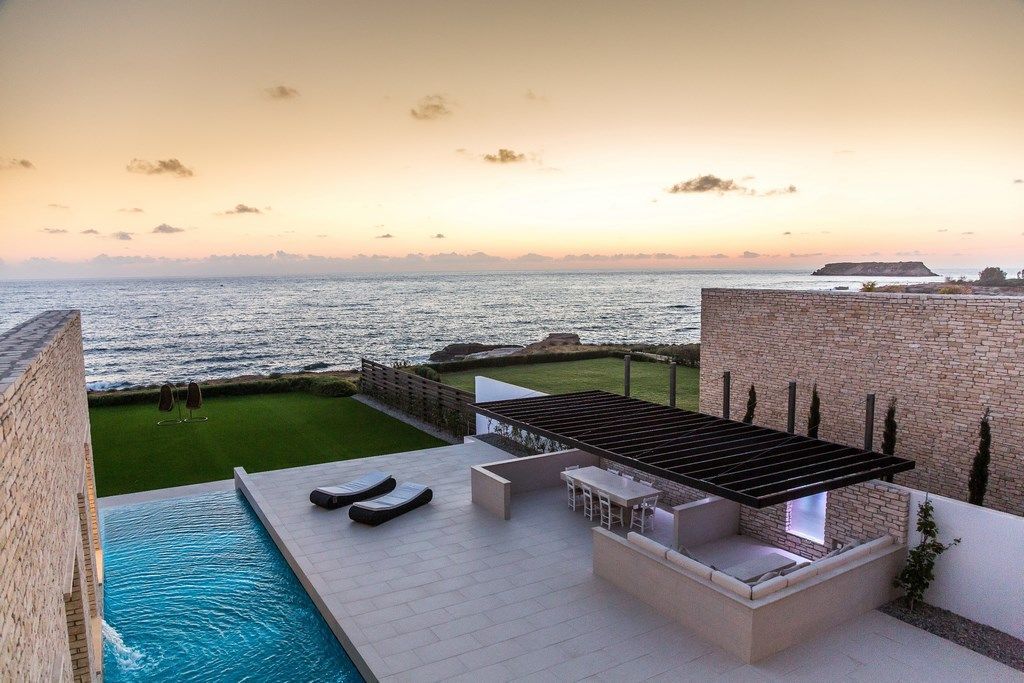Villa in Peyia, Cyprus, 250 m² - picture 1