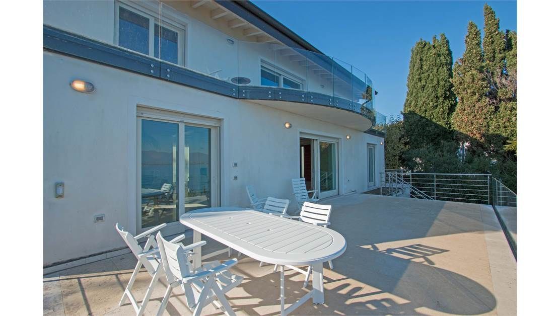 Villa por Lago de Garda, Italia, 500 m² - imagen 7