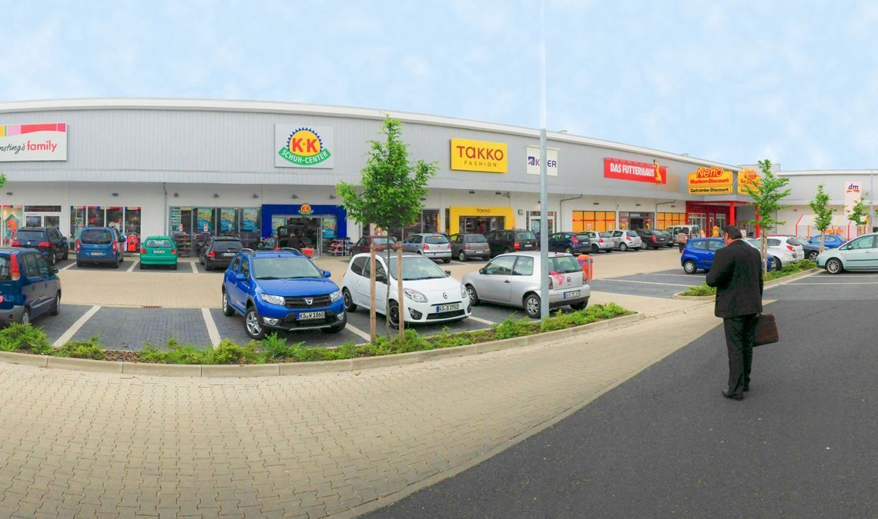 Tienda en Fráncfort del Meno, Alemania, 3 800 m² - imagen 1