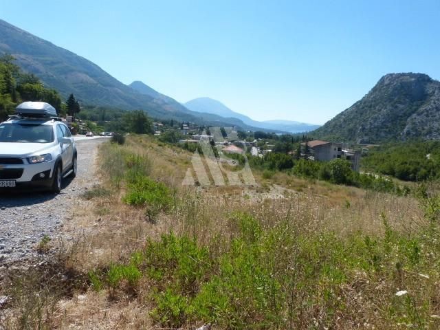 Land in Sutomore, Montenegro, 1 120 m² - picture 1