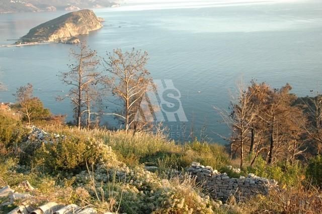 Terreno en Budva, Montenegro, 11 246 m² - imagen 1