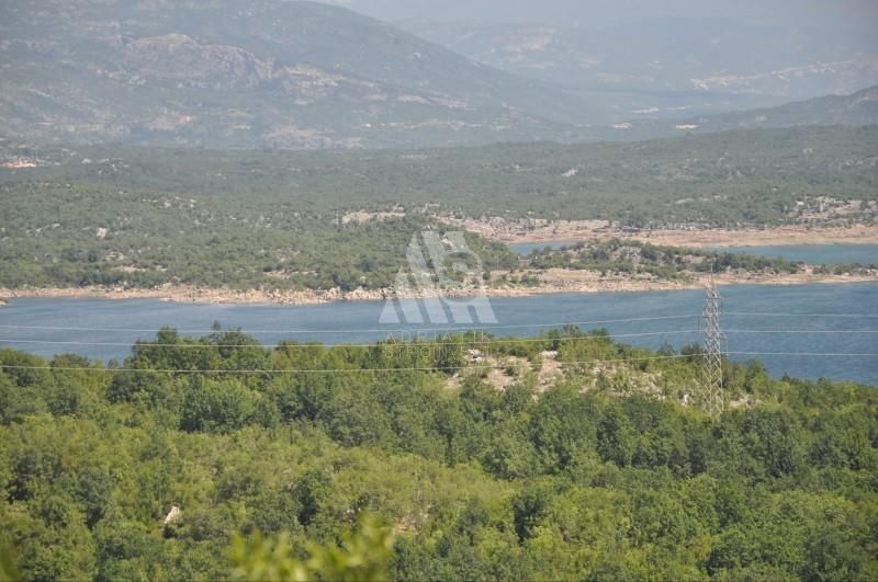 Terrain à Nikšić, Monténégro, 106 587 m² - image 3