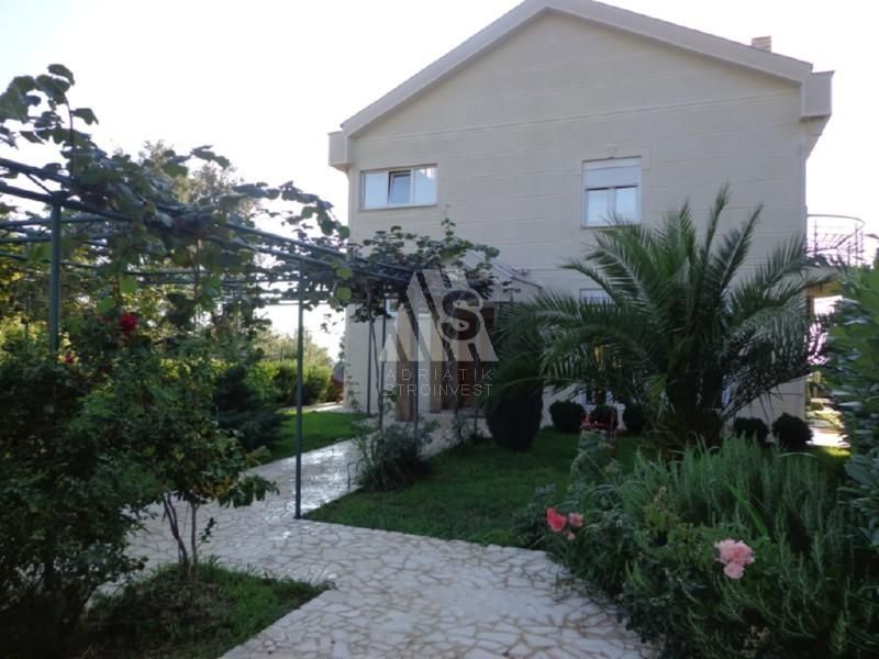 Cabaña en Utjeha, Montenegro, 270 m² - imagen 7