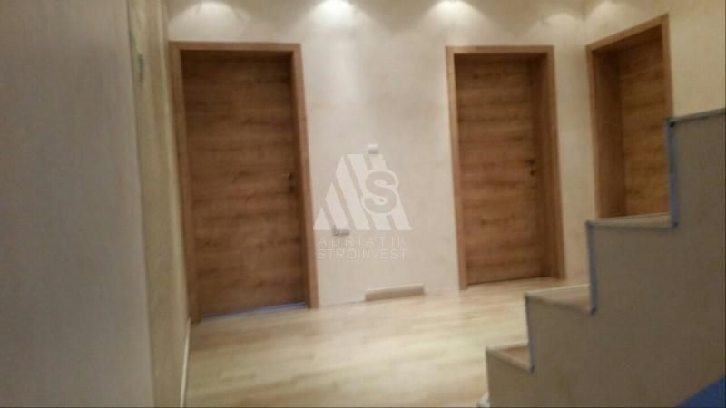 Casa a Bar, Montenegro, 300 m² - foto 8