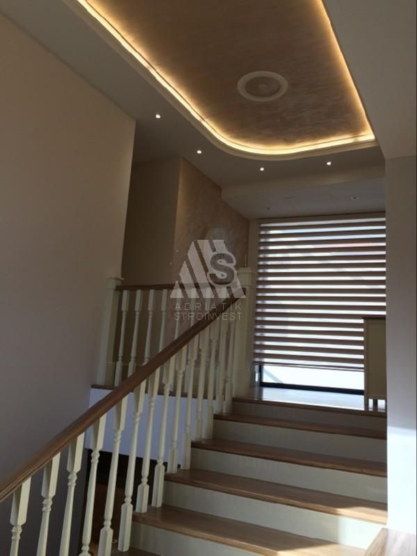 Villa en Stoliv, Montenegro, 371 m² - imagen 9