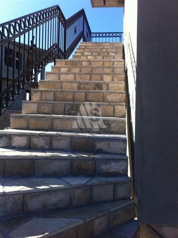 Casa en Sutomore, Montenegro, 432 m² - imagen 10