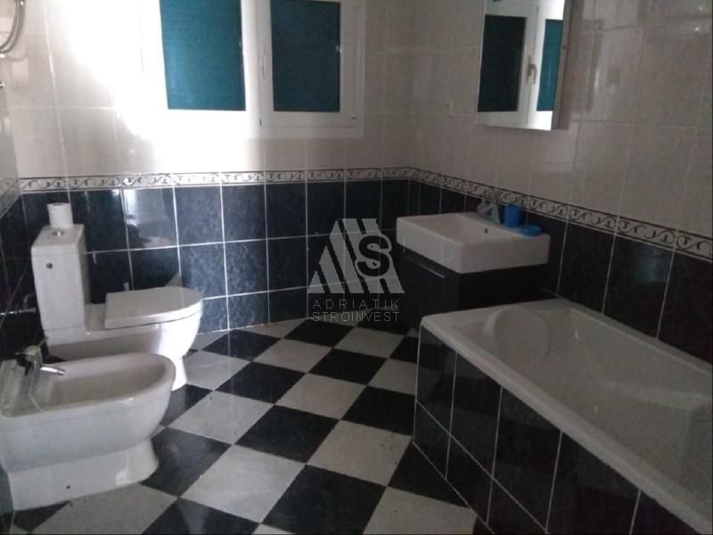 Villa in Bar, Montenegro, 366 m² - picture 9