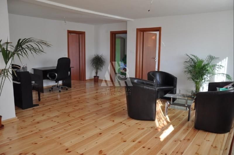 Casa a Veslo, Montenegro, 300 m² - foto 12