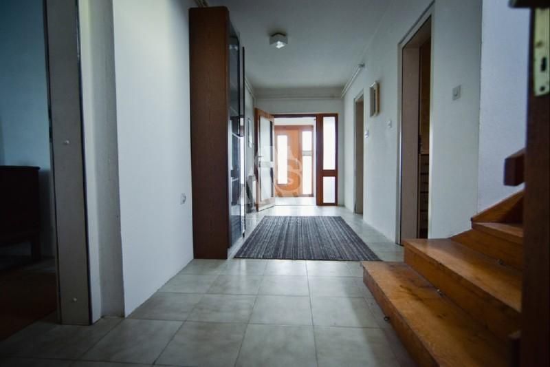 Villa à Tivat, Monténégro, 560 m² - image 1