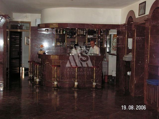 Hotel in Sutomore, Montenegro, 2 000 m² - picture 5