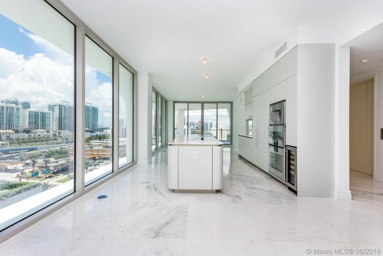 Apartamento en Miami, Estados Unidos, 315 m² - imagen 12