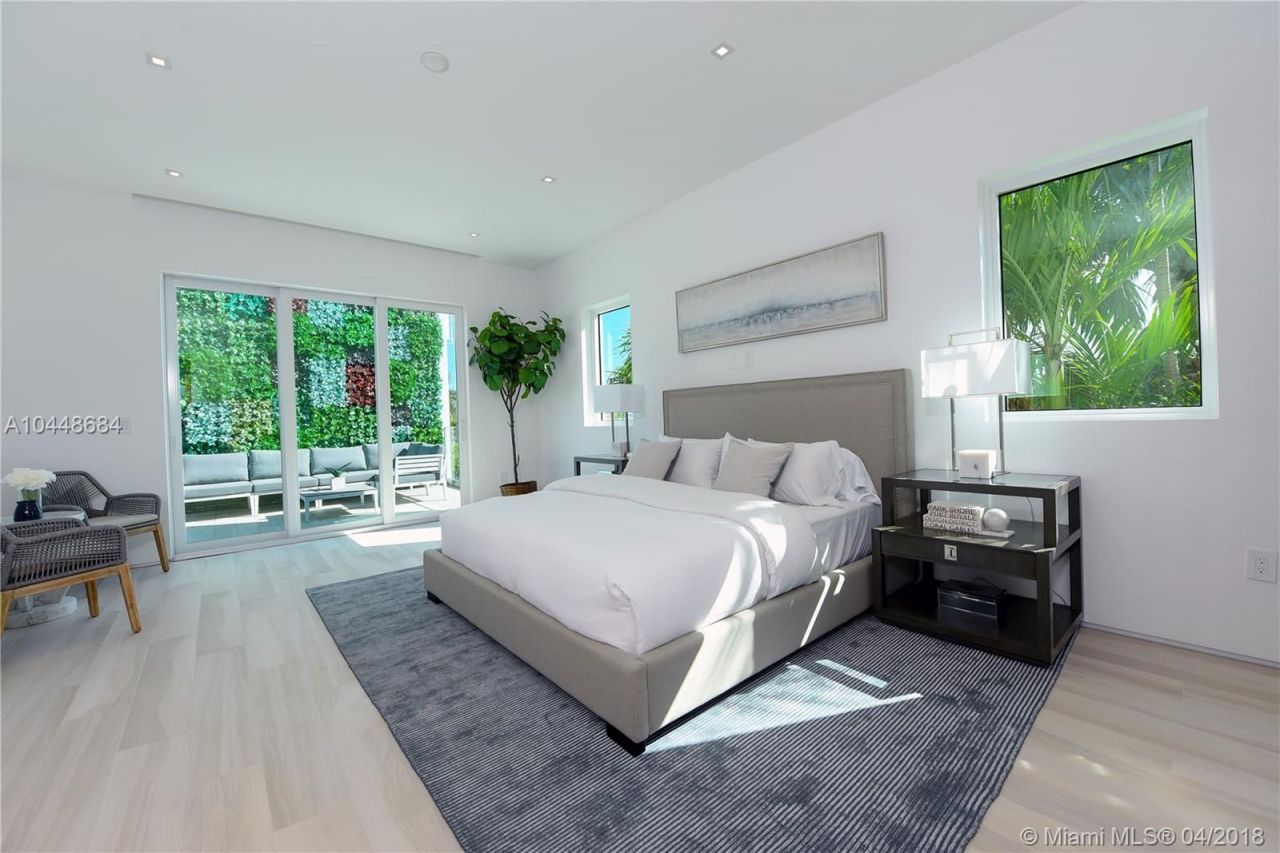 Villa in Miami, USA, 450 m² - picture 4