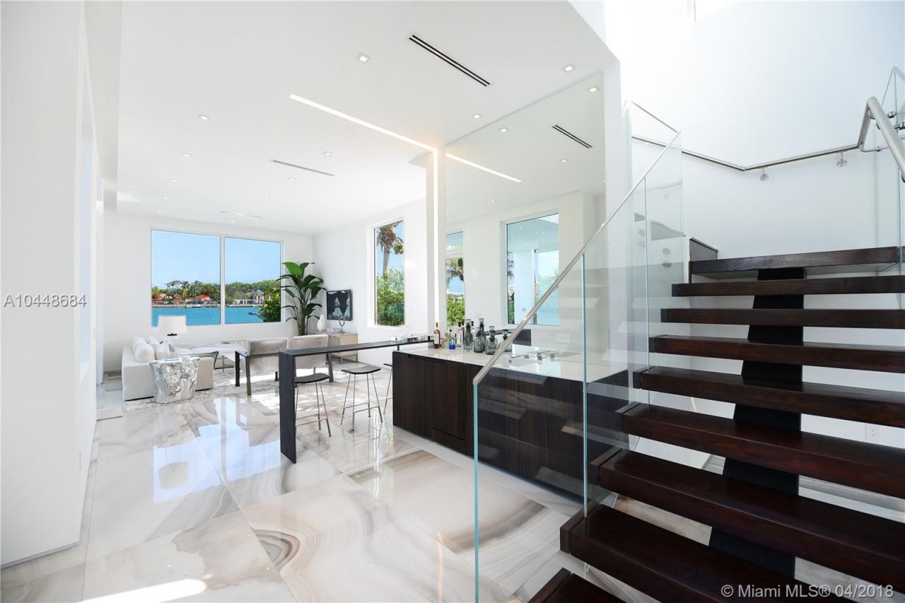 Villa in Miami, USA, 450 m² - picture 9