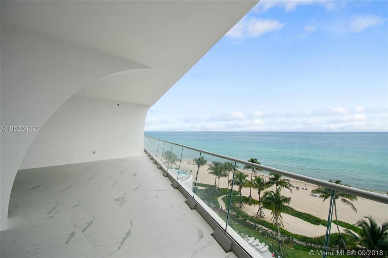 Apartamento en Miami, Estados Unidos, 185 m² - imagen 1