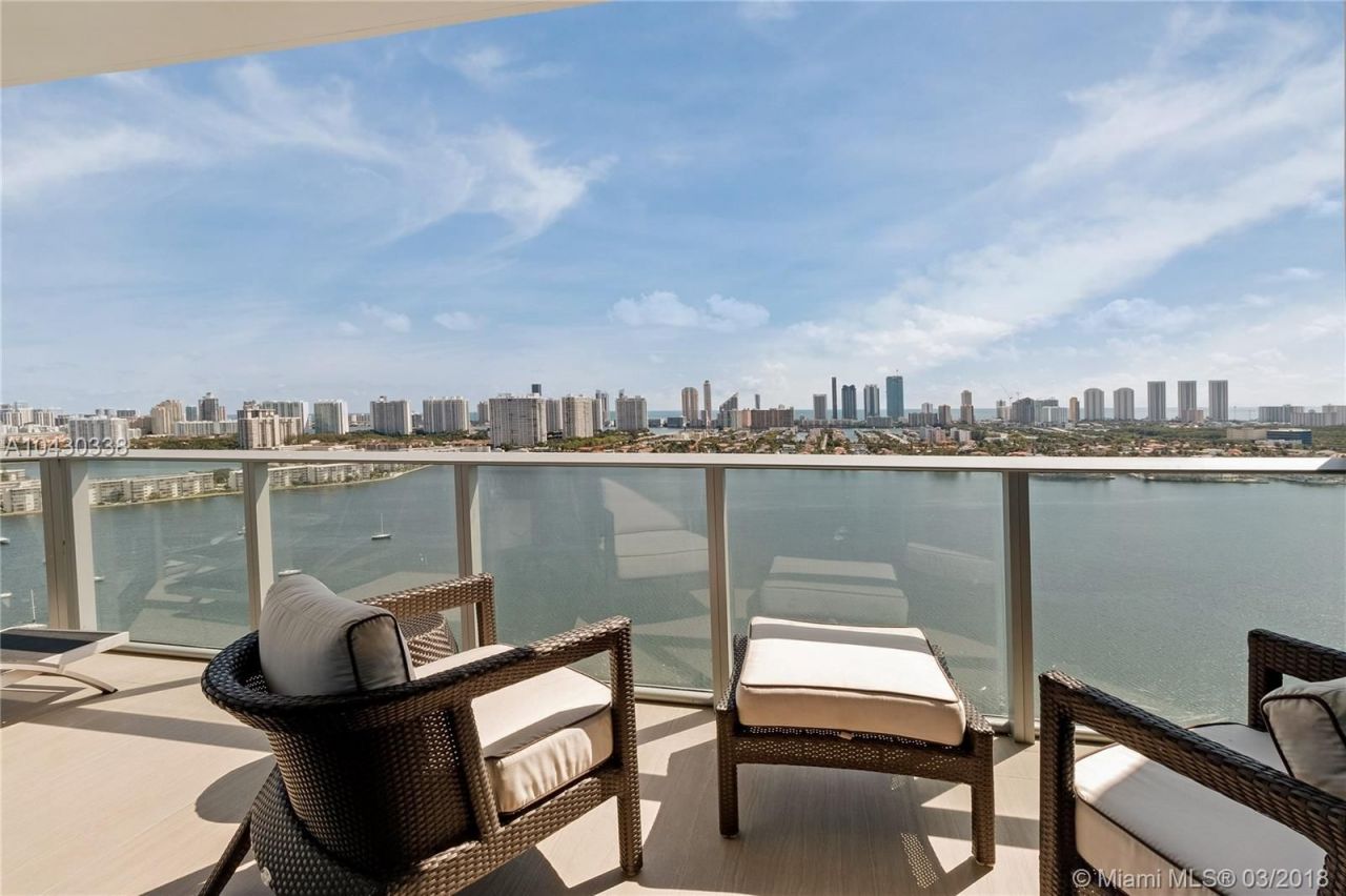 Penthouse à Miami, États-Unis, 230 m² - image 2