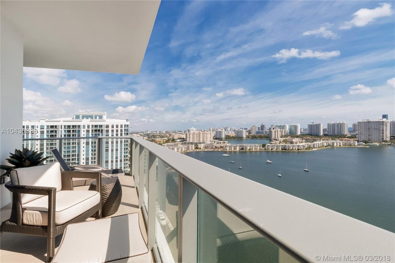 Penthouse à Miami, États-Unis, 230 m² - image 12