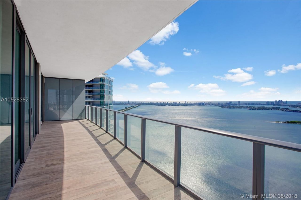 Penthouse à Miami, États-Unis, 250 m² - image 2