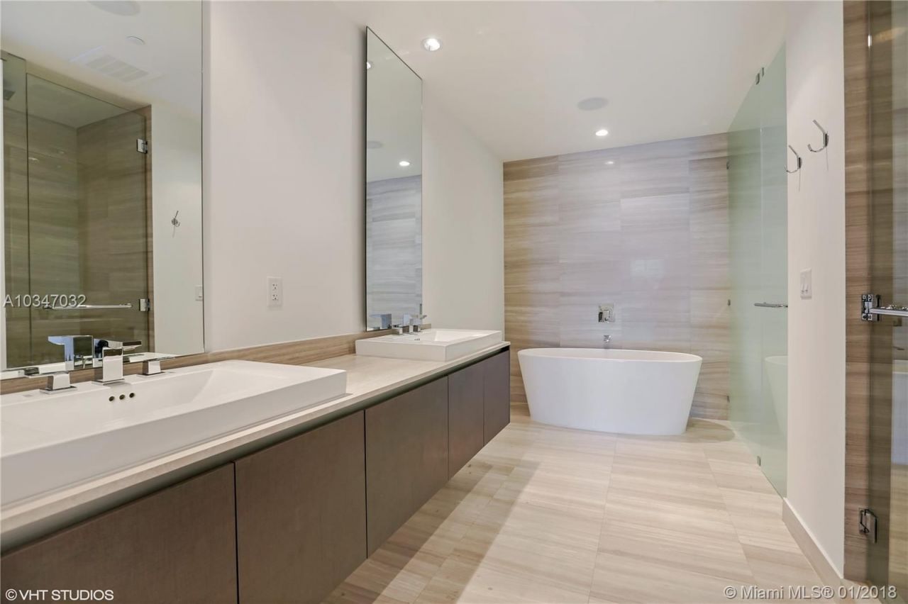 Apartment in Miami, USA, 270 m² - picture 8