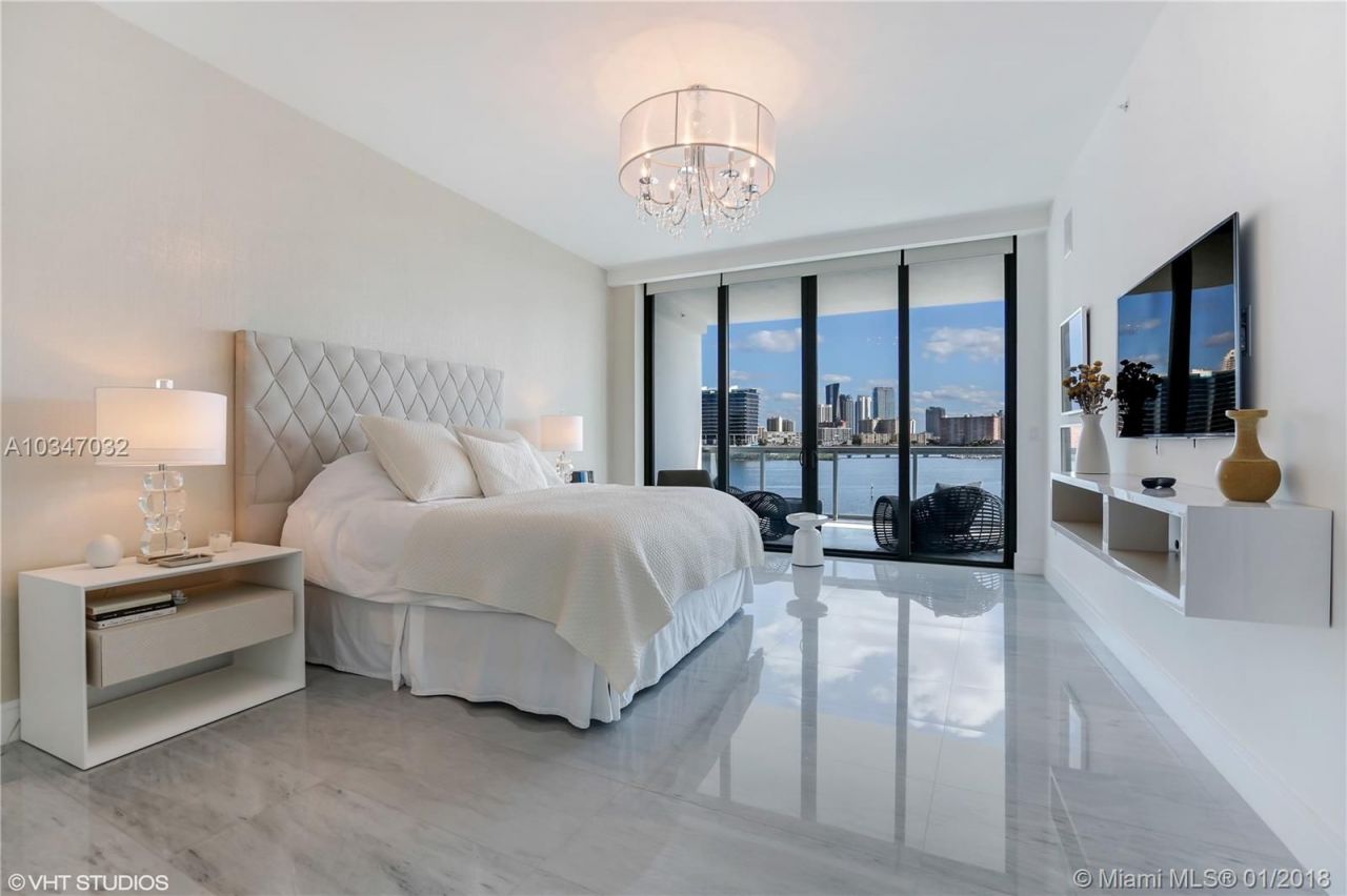 Apartment in Miami, USA, 270 m² - picture 9