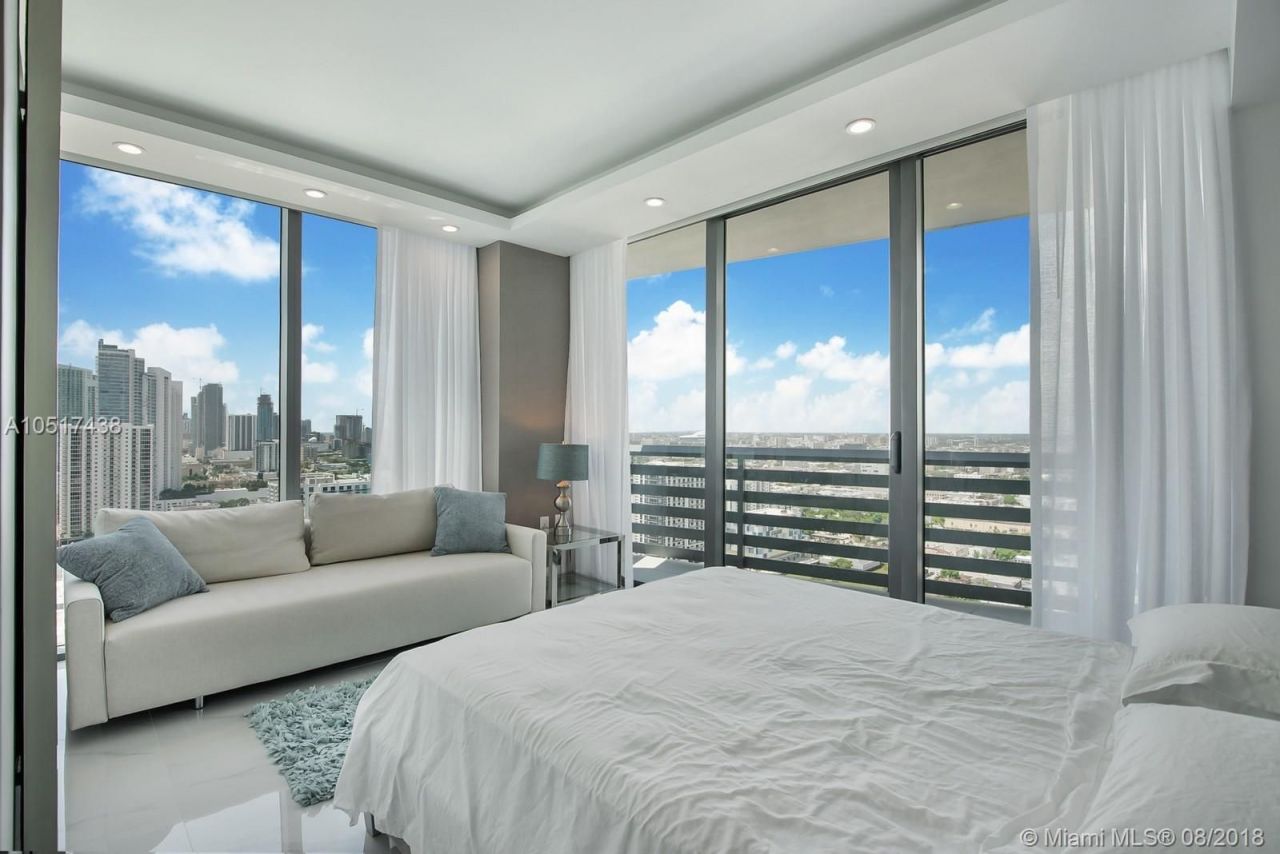 Apartment in Miami, USA, 130 m² - picture 6