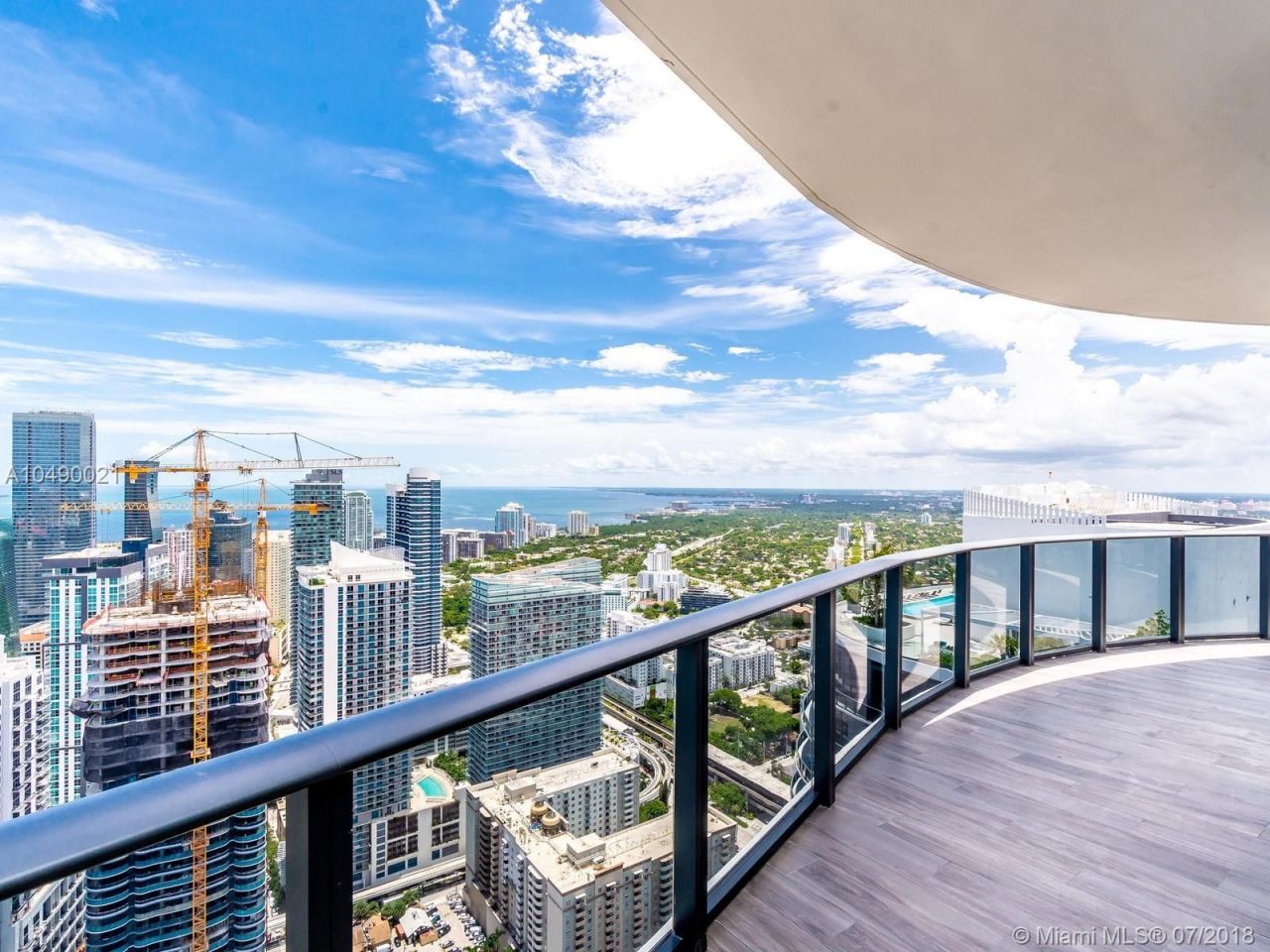 Penthouse in Miami, USA, 145 m² - picture 8