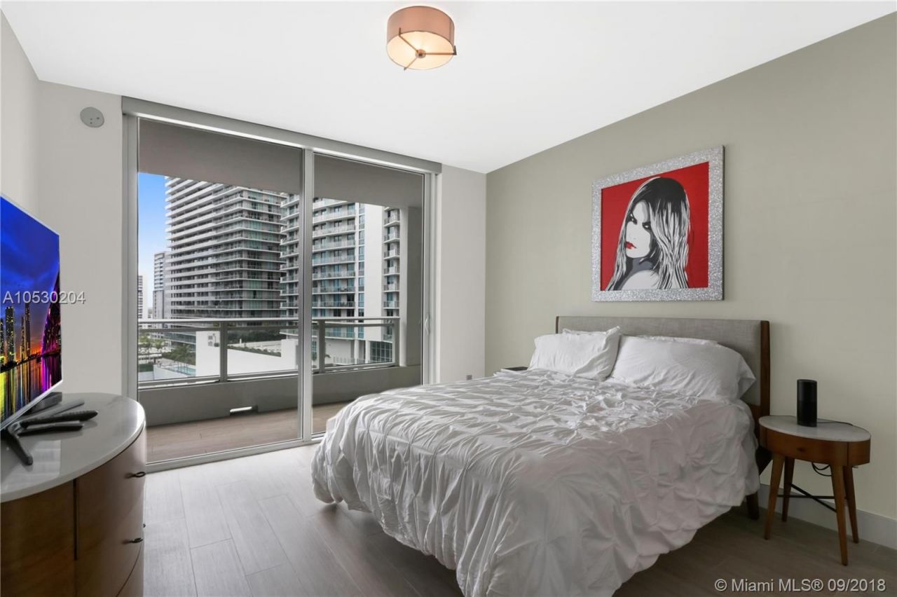 Apartment in Miami, USA, 220 m² - picture 5