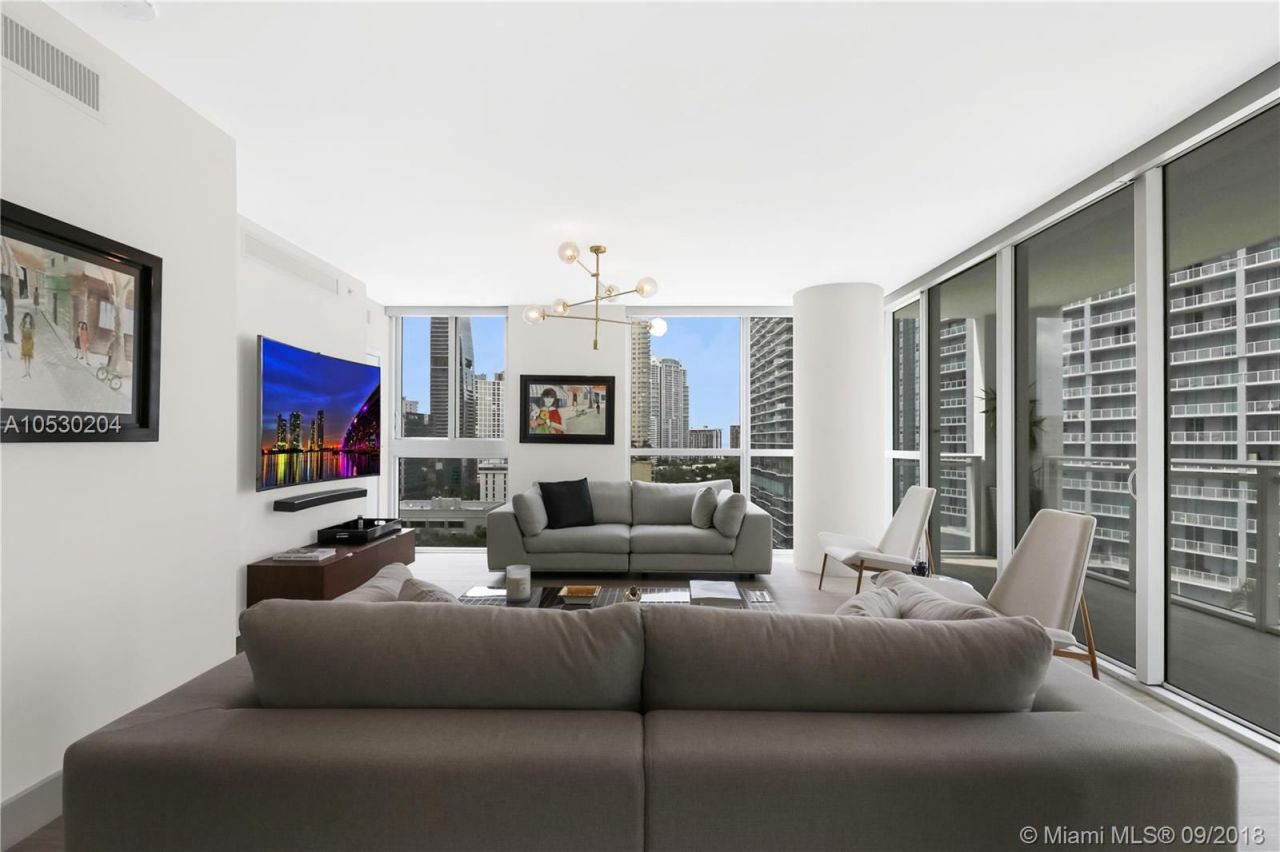 Apartment in Miami, USA, 220 m² - picture 7