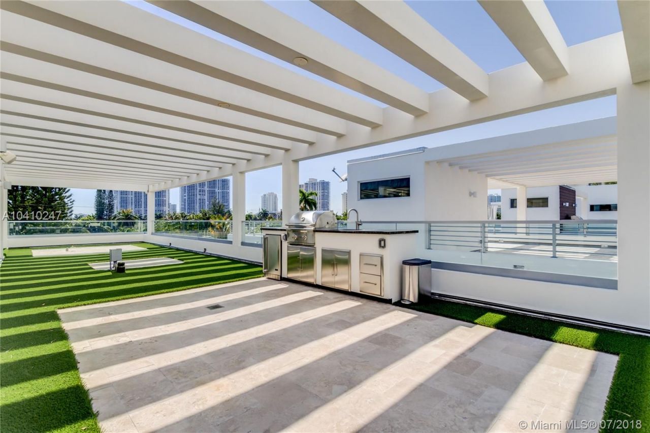 Cottage in Miami, USA, 300 m² - Foto 2