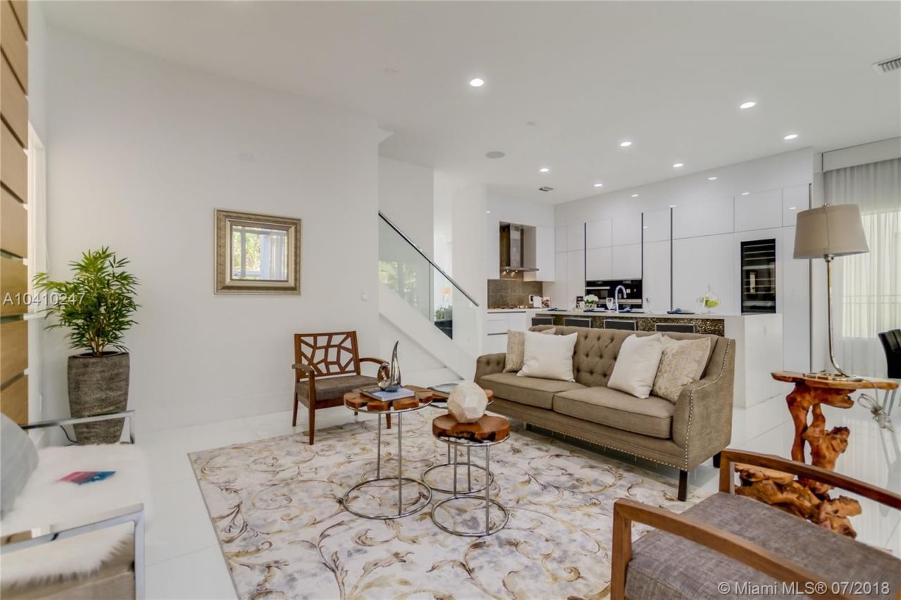 Cottage in Miami, USA, 300 m² - Foto 3