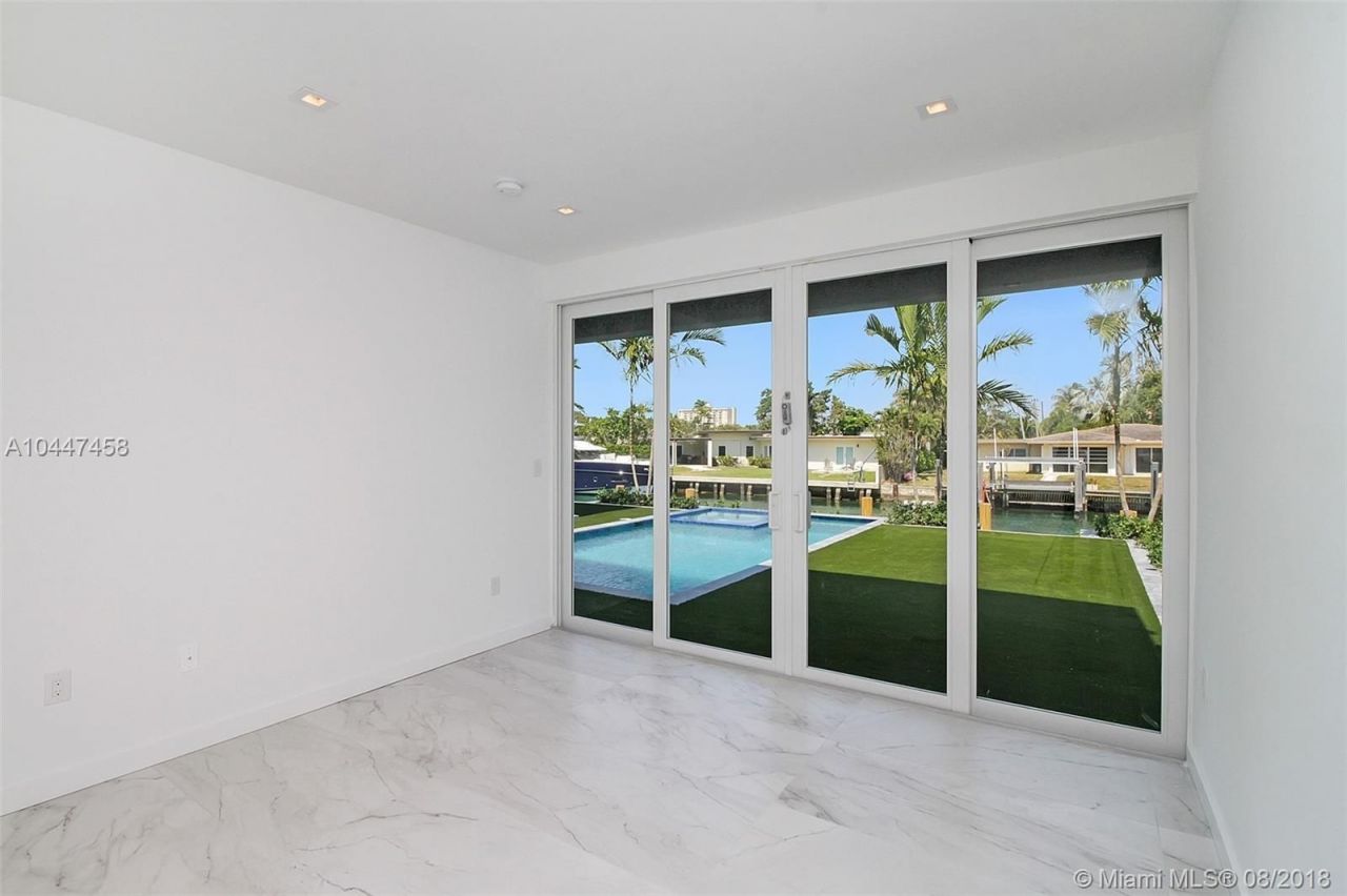 Villa à Miami, États-Unis, 500 m² - image 4