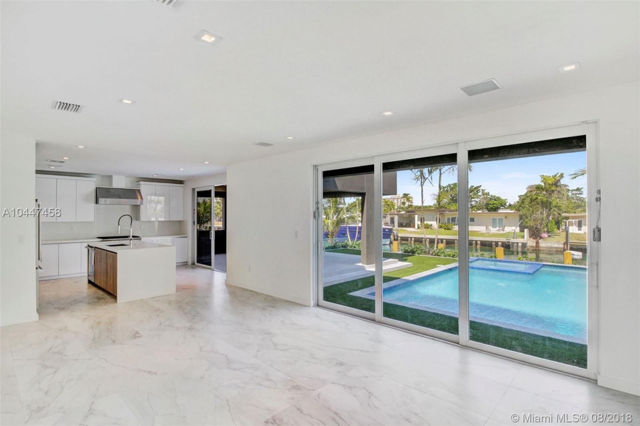 Villa à Miami, États-Unis, 500 m² - image 11