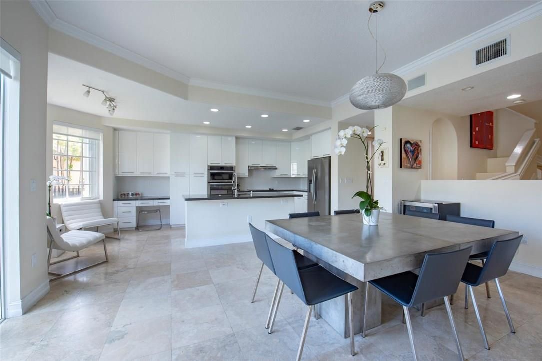 Casa a Miami, USA, 280 m² - foto 2