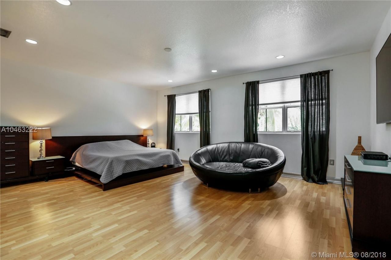 Haus in Miami, USA, 260 m² - Foto 9