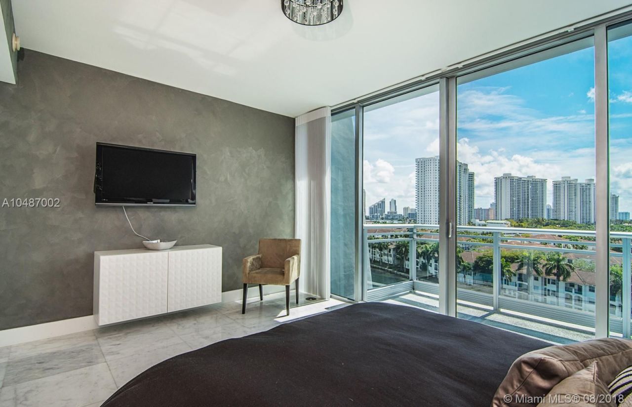 Appartement à Miami, États-Unis, 170 m² - image 1