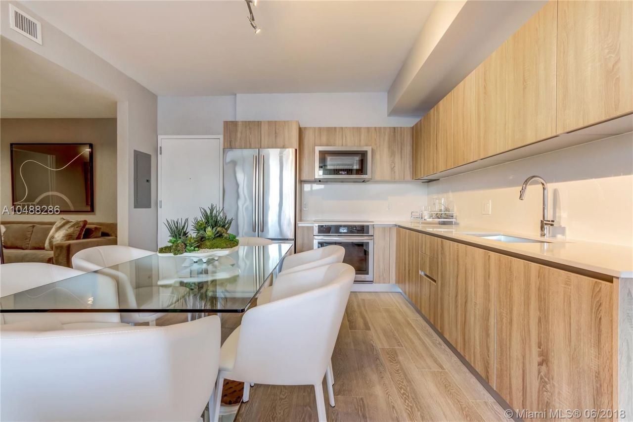 Appartamento a Miami, USA, 130 m² - foto 11